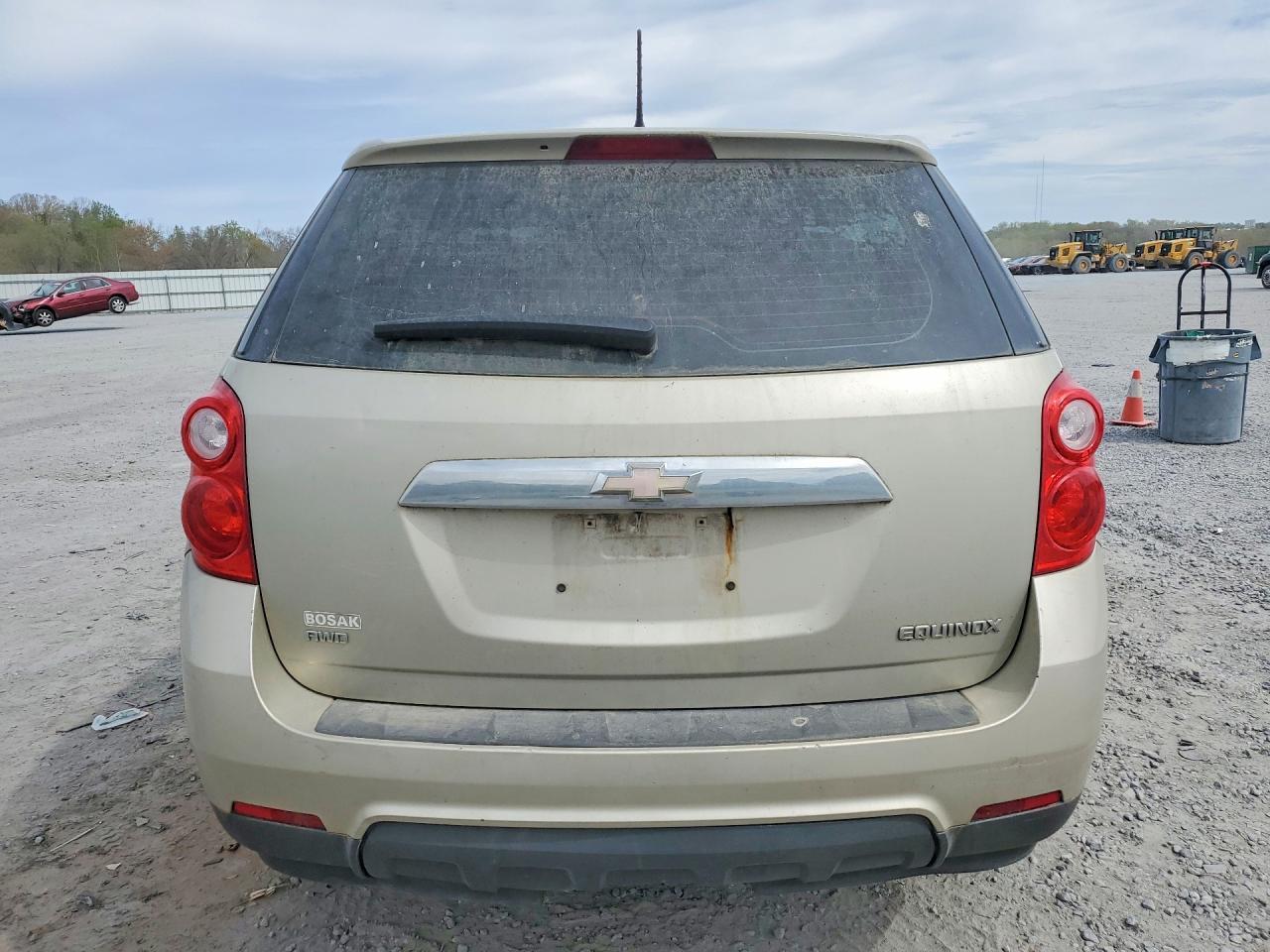 2014 Chevrolet Equinox Ls - Image 6