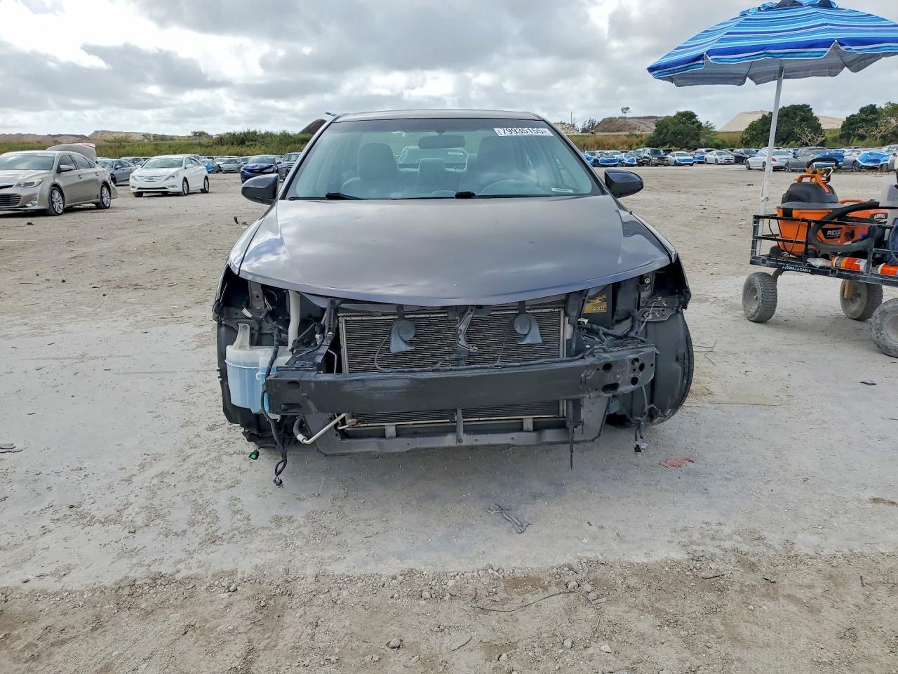 2014 Toyota Camry Le - Фото 5