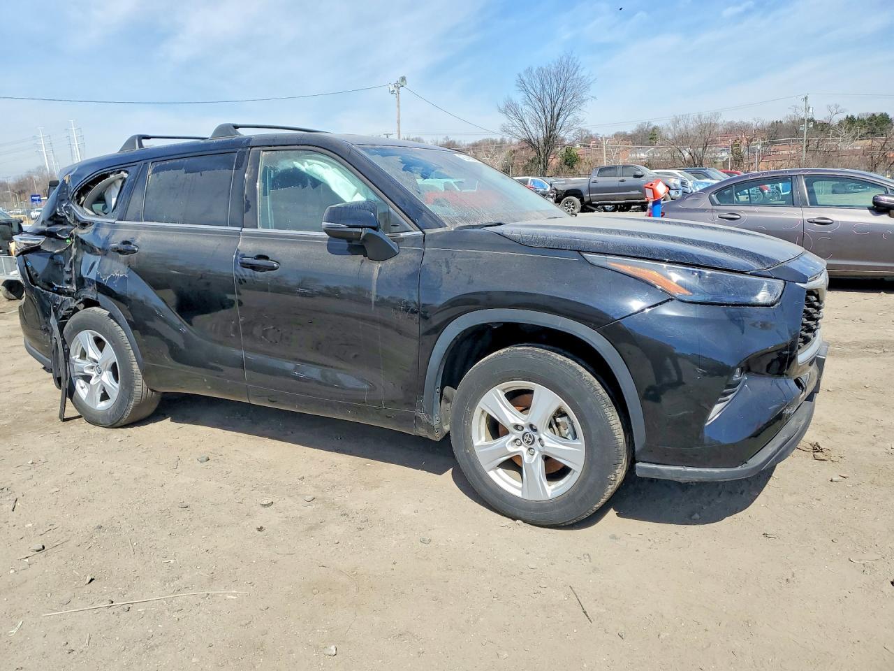 2022 Toyota Highlander Hybrid Le - Фото 4