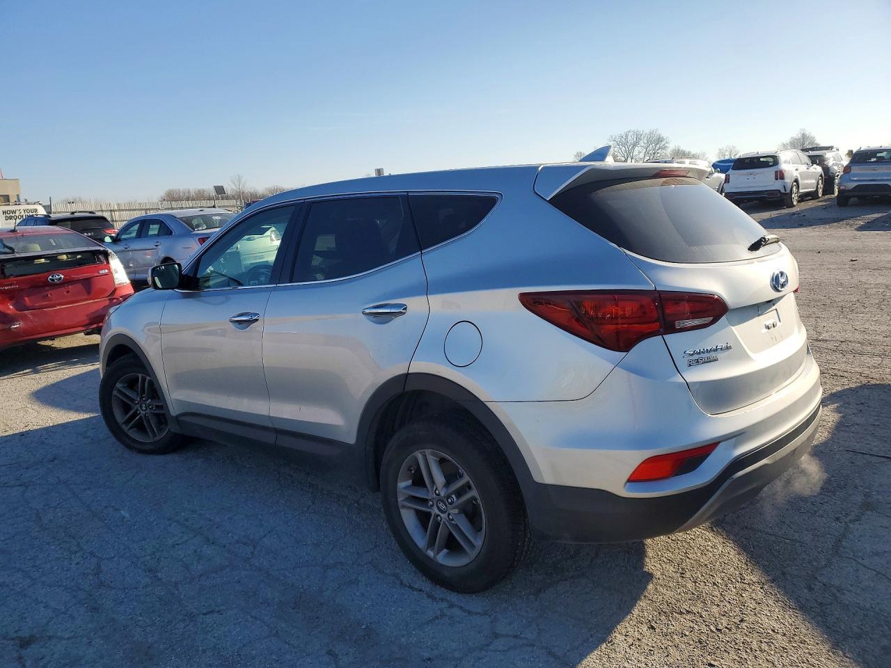 2017 Hyundai Santa Fe Sport 2.4L - Фото 2