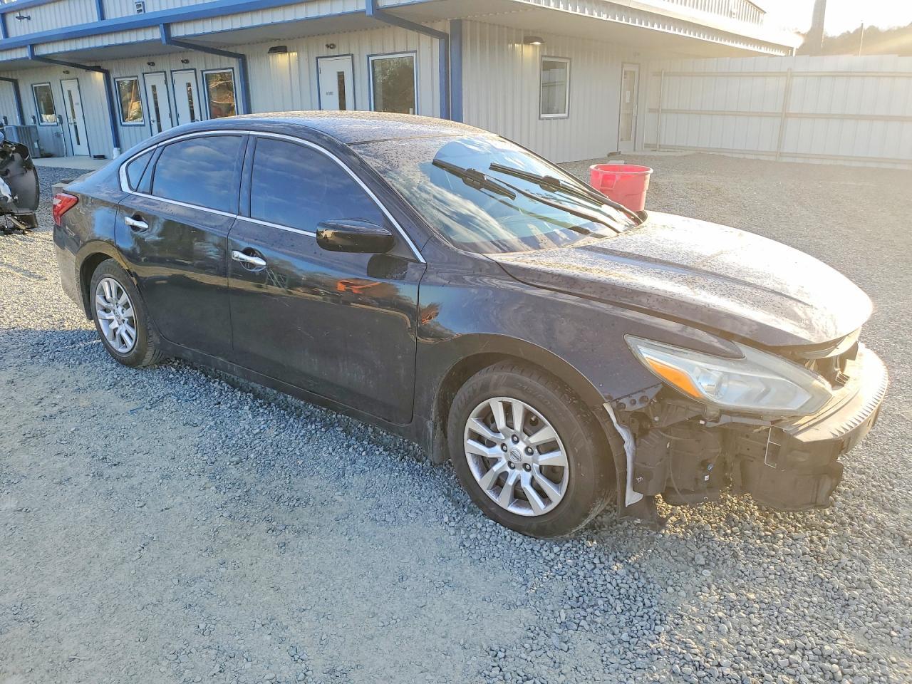 2016 Nissan Altima 2.5 S - Image 4