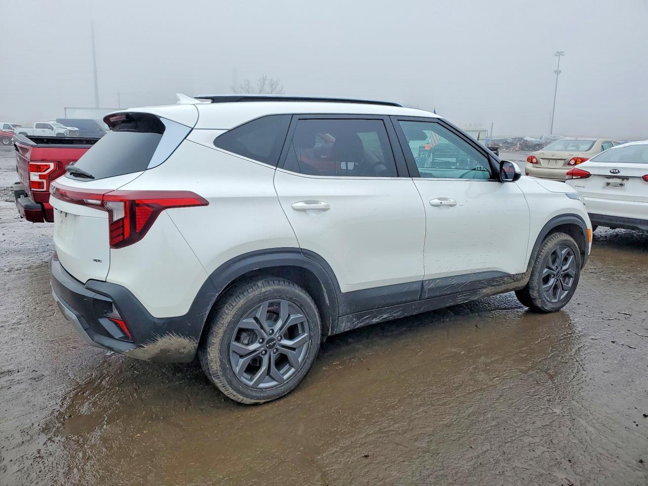 2024 Kia Seltos S - Image 3