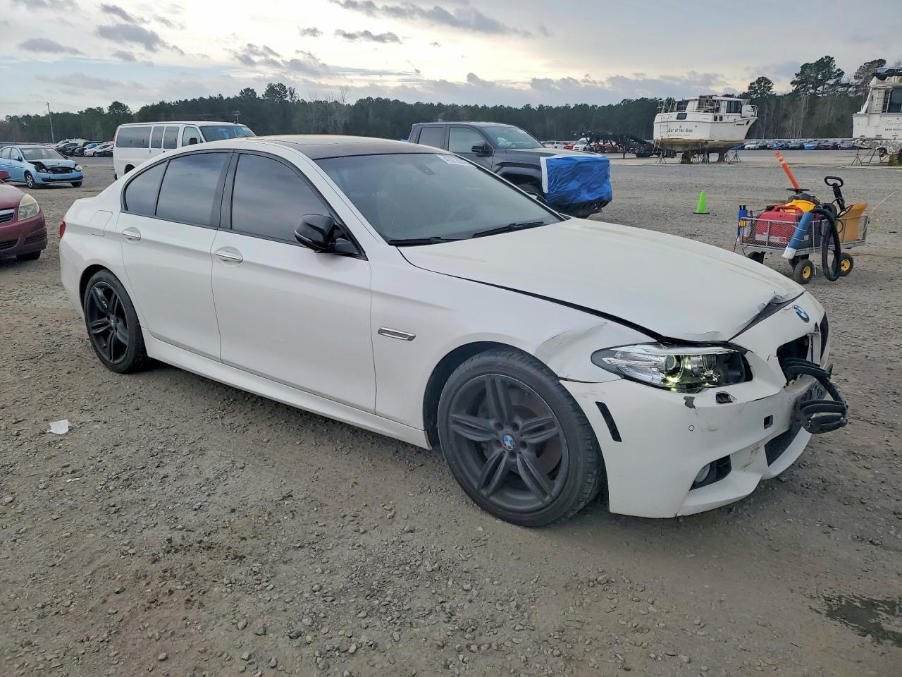 2015 BMW 535 Xi - Image 4