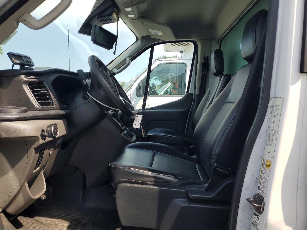 2021 Ford Transit Delivery Truck - Фото 7
