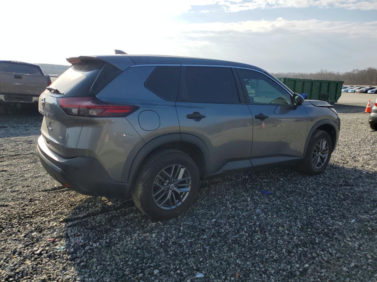 2021 Nissan Rogue S - Фото 3