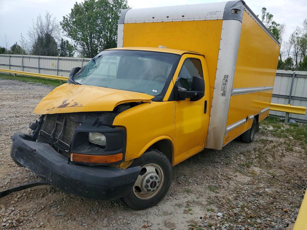 2014 GMC Savana Box Truck