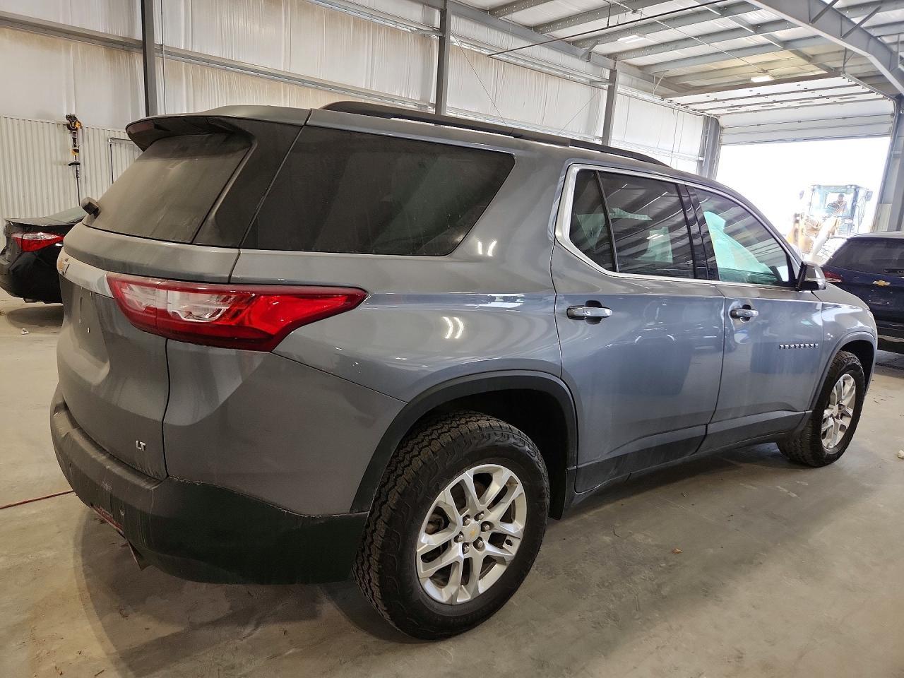 2020 Chevrolet Traverse Lt - Фото 3