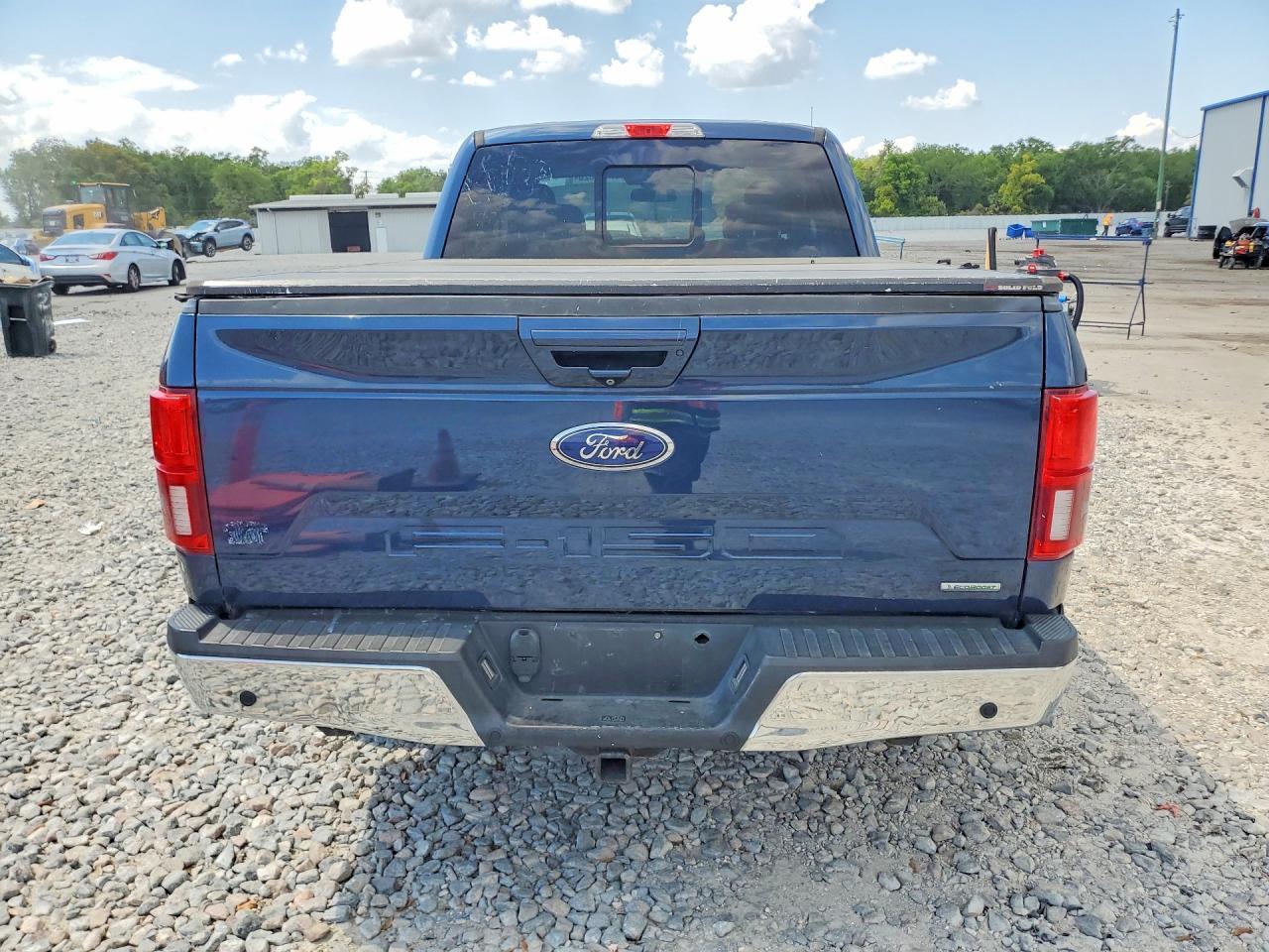 2018 Ford F150 Lariat - Фото 6