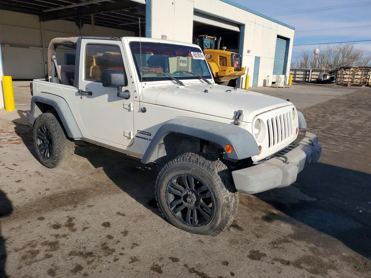 2010 Jeep Wranger - Image 4