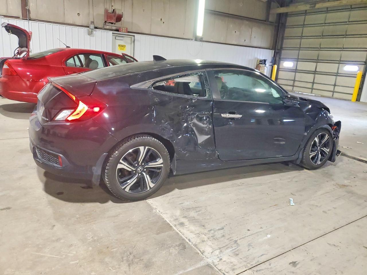2017 Honda Civic Touring - Фото 3