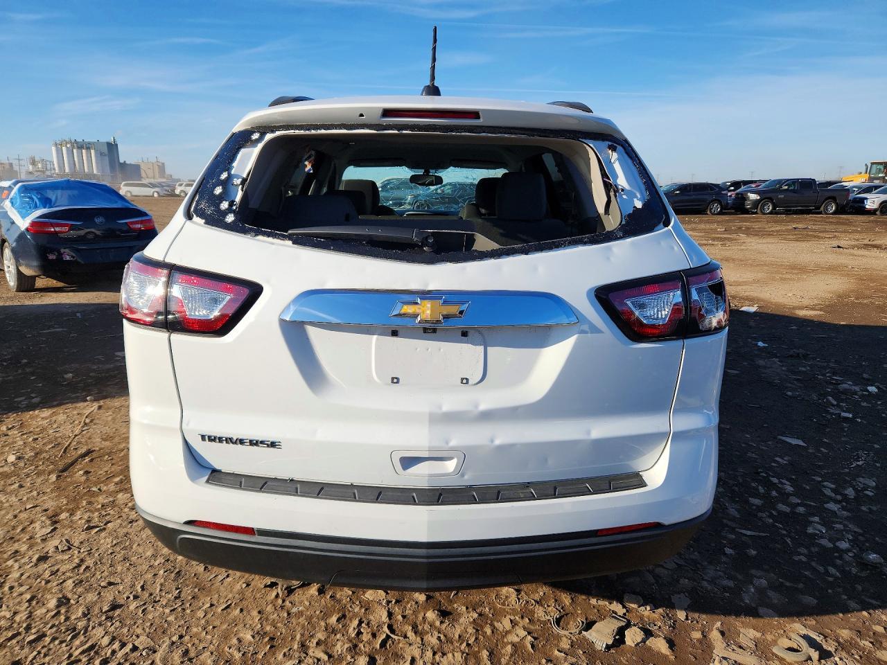 2017 Chevrolet Traverse Ls - Фото 6