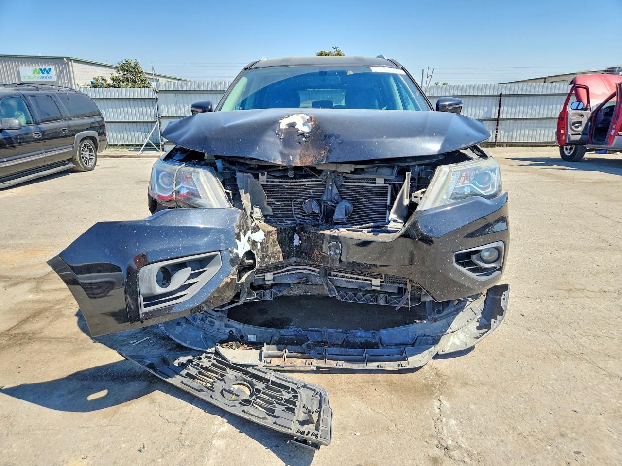 2019 Nissan Pathfinder Sv - Image 5
