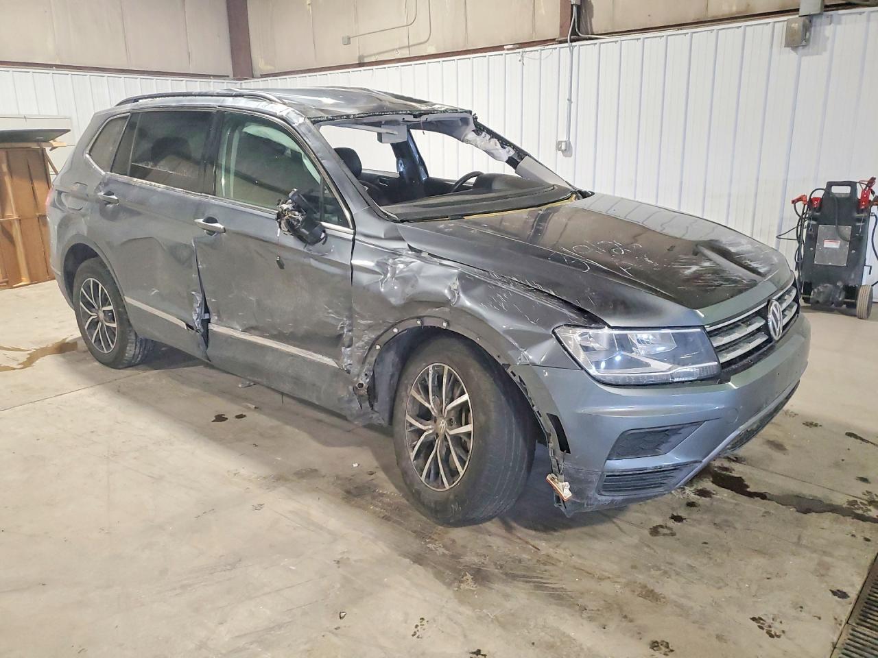 2021 Volkswagen Tiguan Se - Фото 4