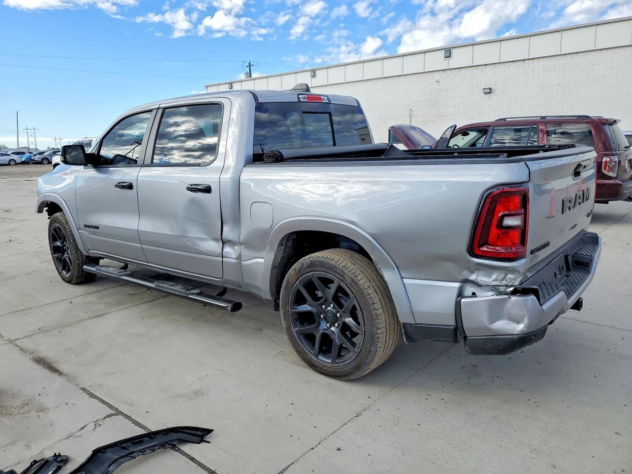 2025 Ram 1500 Laramie - Фото 2