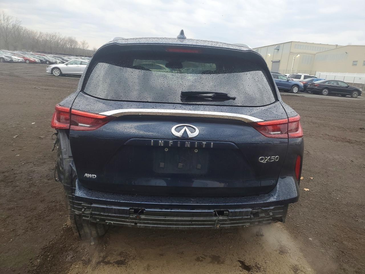 2021 Infiniti Qx50 Luxe - Image 6