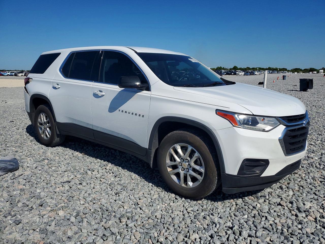 2019 Chevrolet Traverse Ls - Фото 4