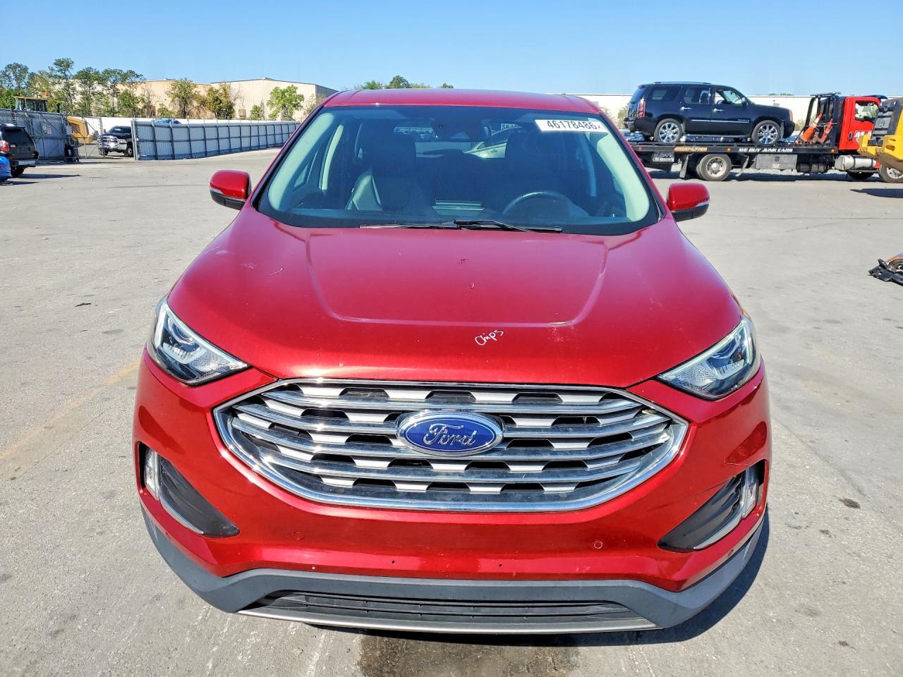 2022 Ford Edge Titanium - Фото 5