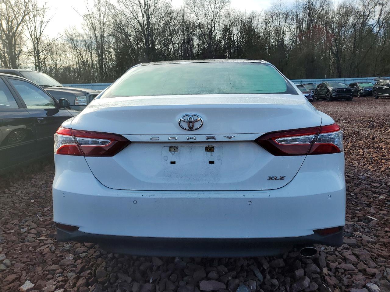 2018 Toyota Camry Xle - Фото 6