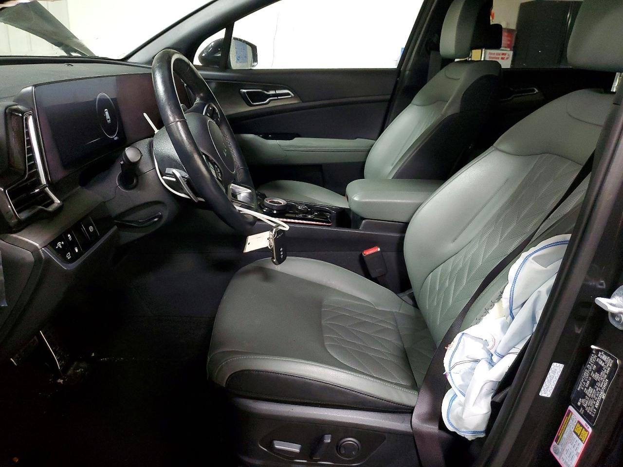 2025 Kia Sportage Plug-In Hybrid X-Line Prestige - Image 7