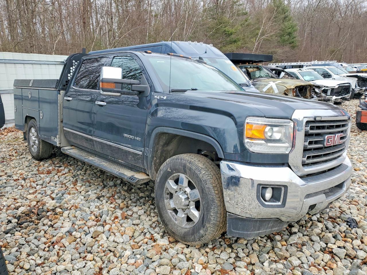 2019 GMC Sierra Hd Utility / Service Truck - Image 4