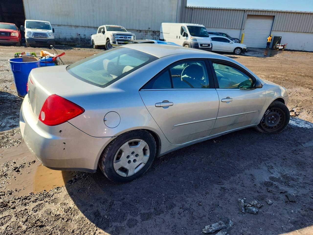 2007 Pontiac G6 Value Leader - Фото 3