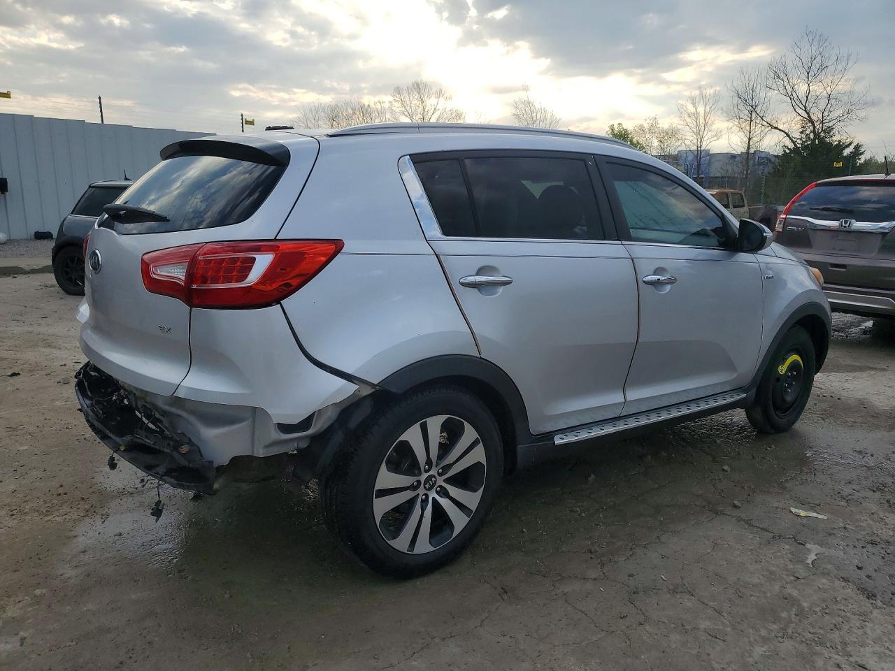 2011 Kia Sportage Ex - Image 3