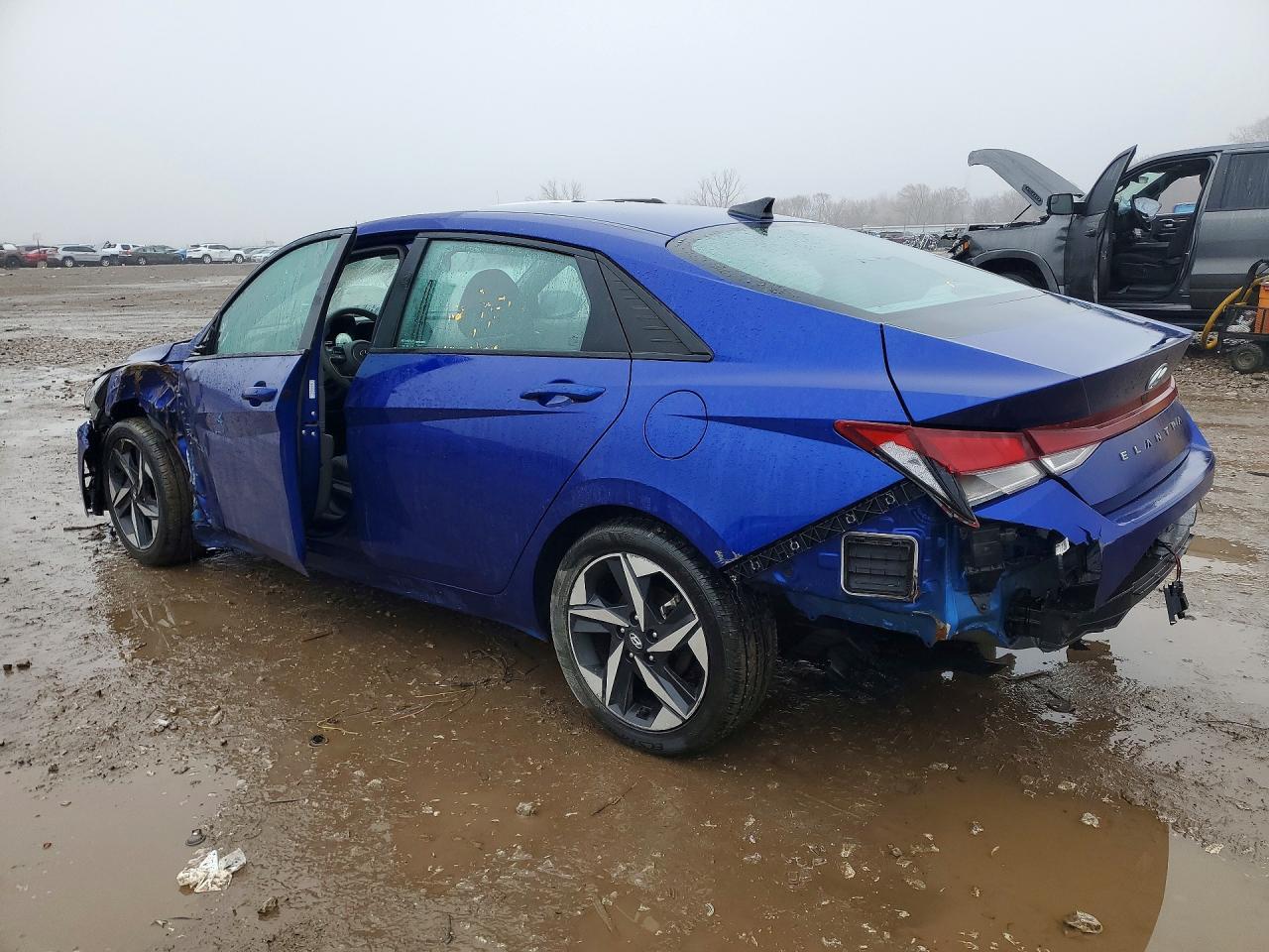 2023 Hyundai Elantra Sel - Фото 2