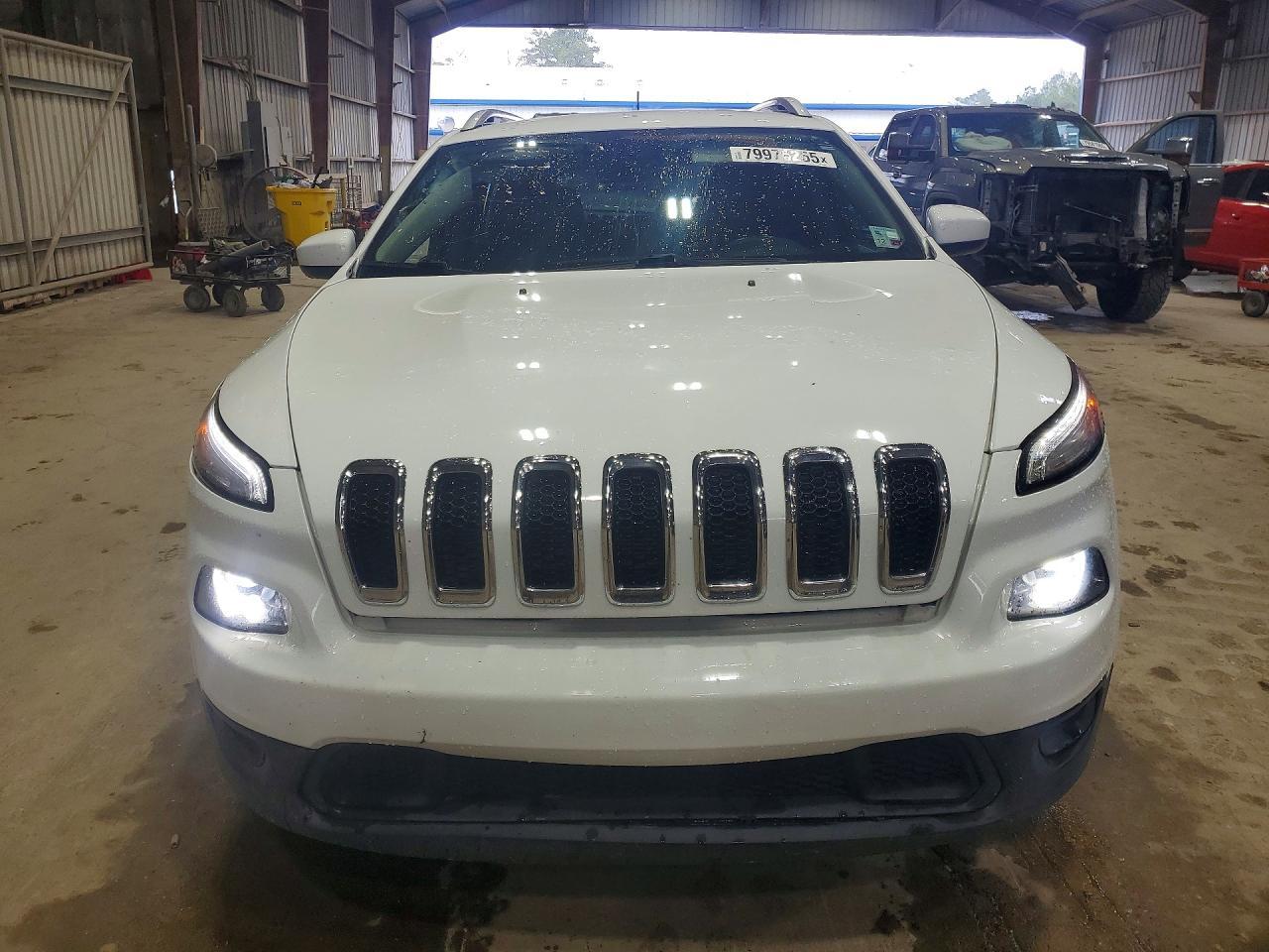 2018 Jeep Cherokee Latitude Plus - Фото 5