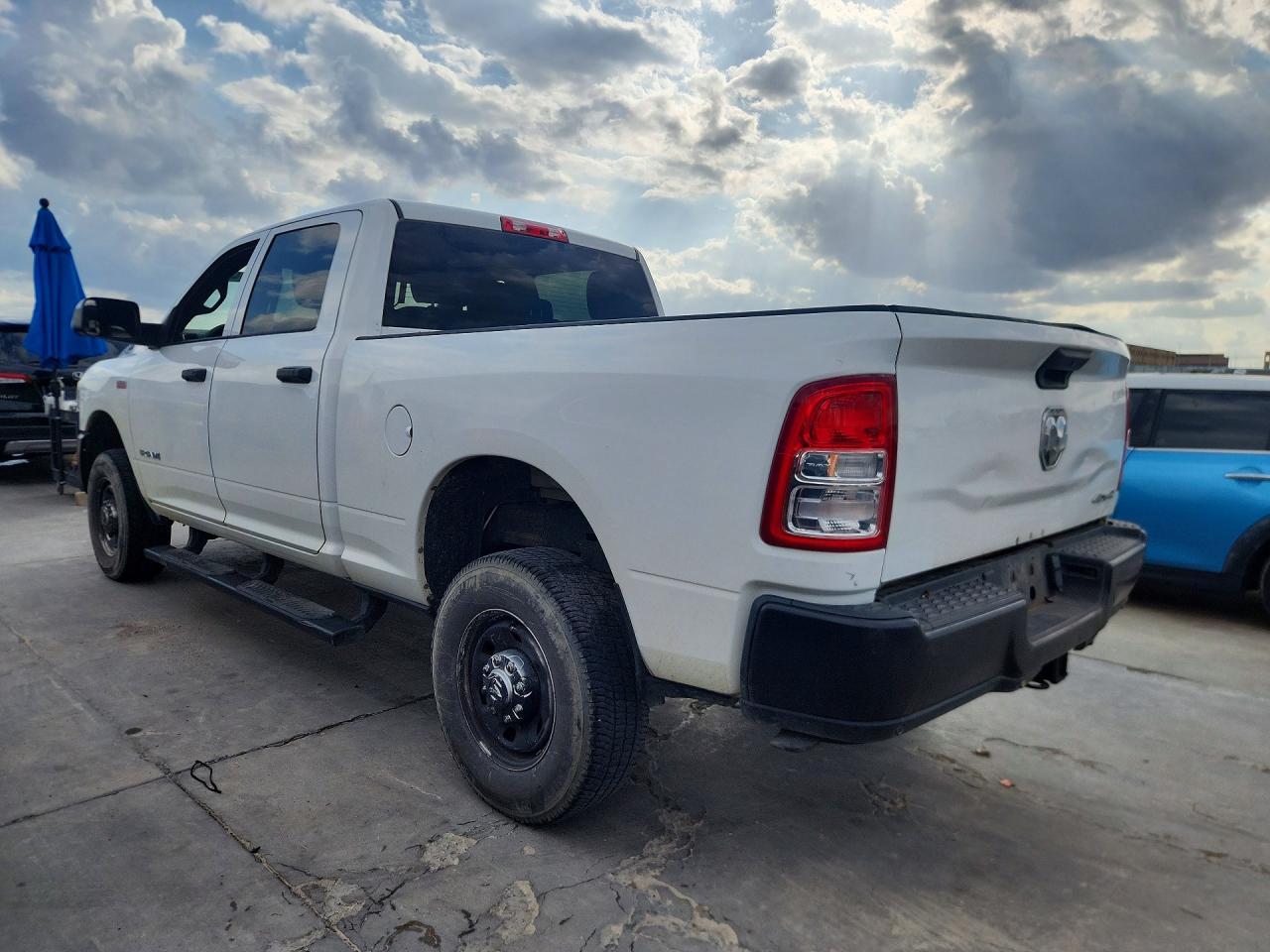 2022 Ram 2500 Tradesman 4Wd 6.4L V8 - Фото 2