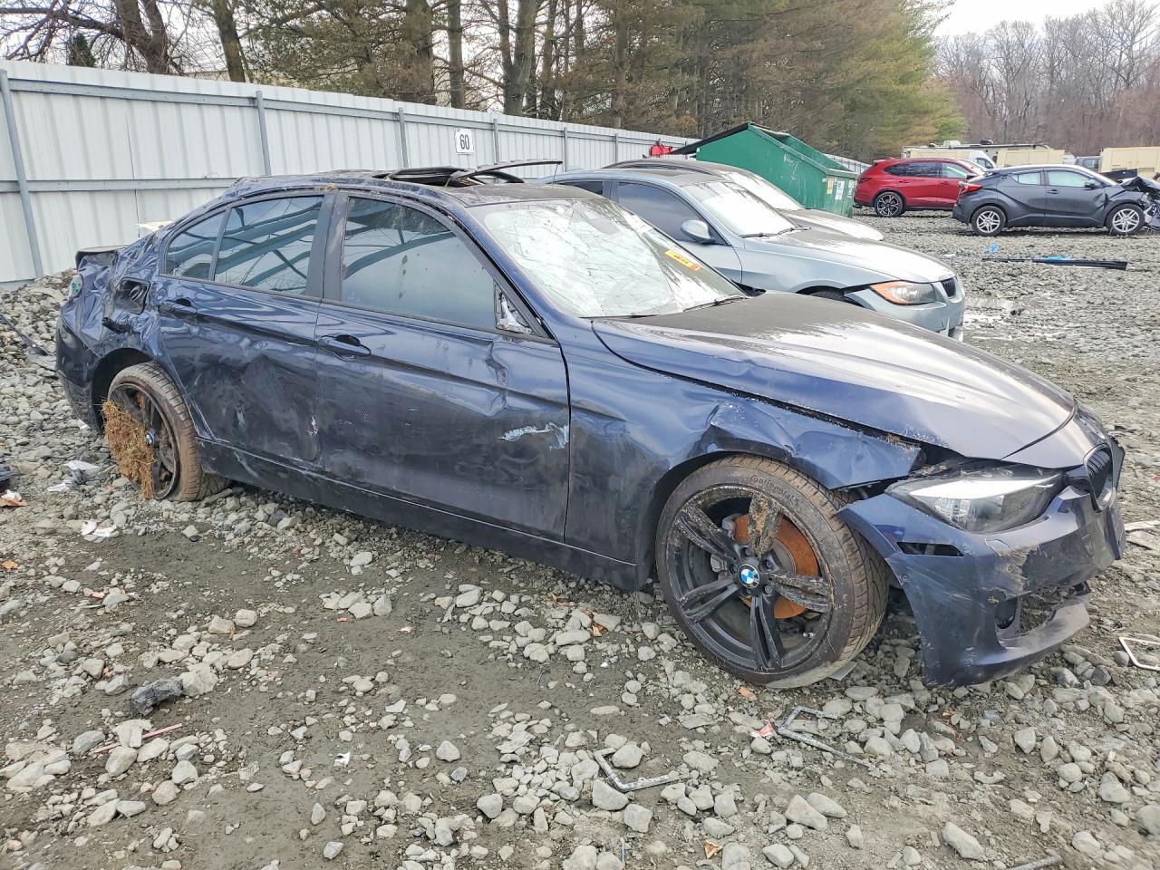 2015 BMW 328 Xi Sulev - Image 4