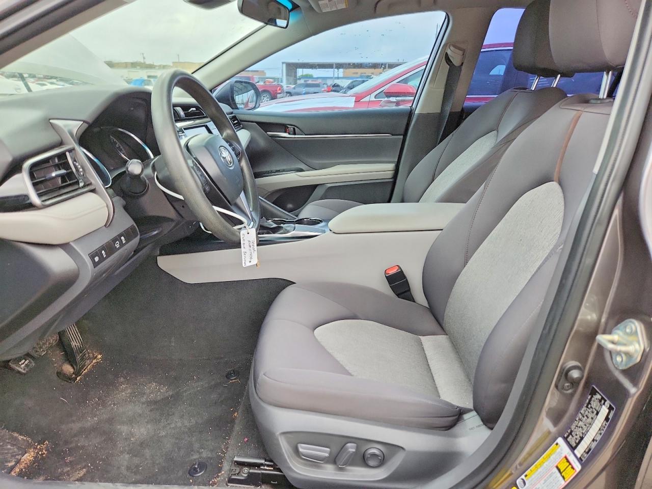 2020 Toyota Camry Le - Image 7