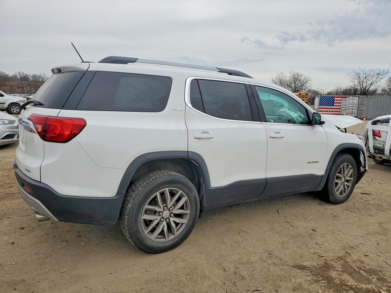 2019 GMC Acadia Sle - Image 3
