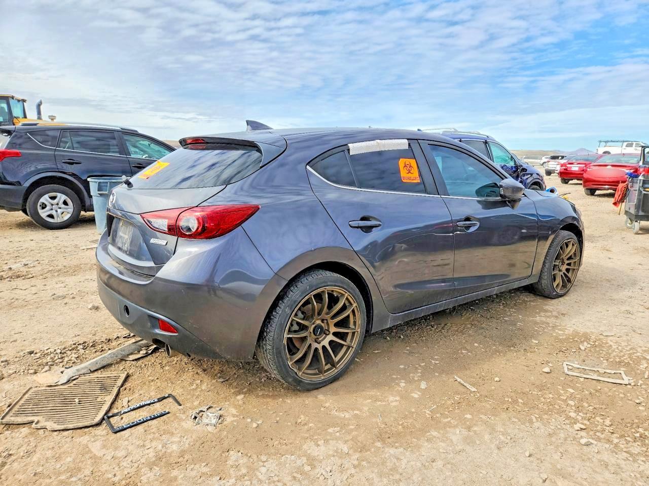 2016 Mazda 3 Touring - Фото 3