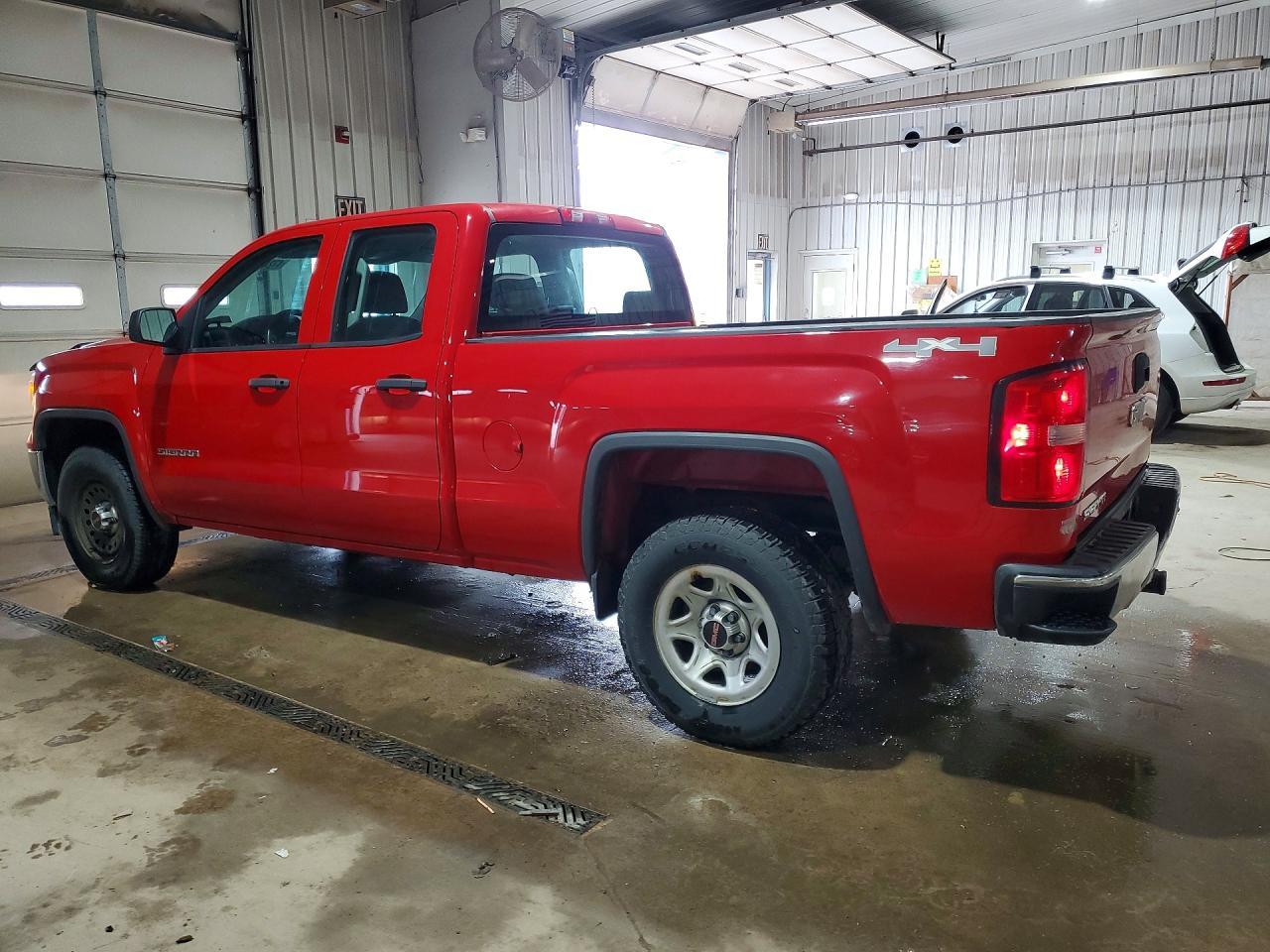 2014 GMC Sierra K1500 - Image 2