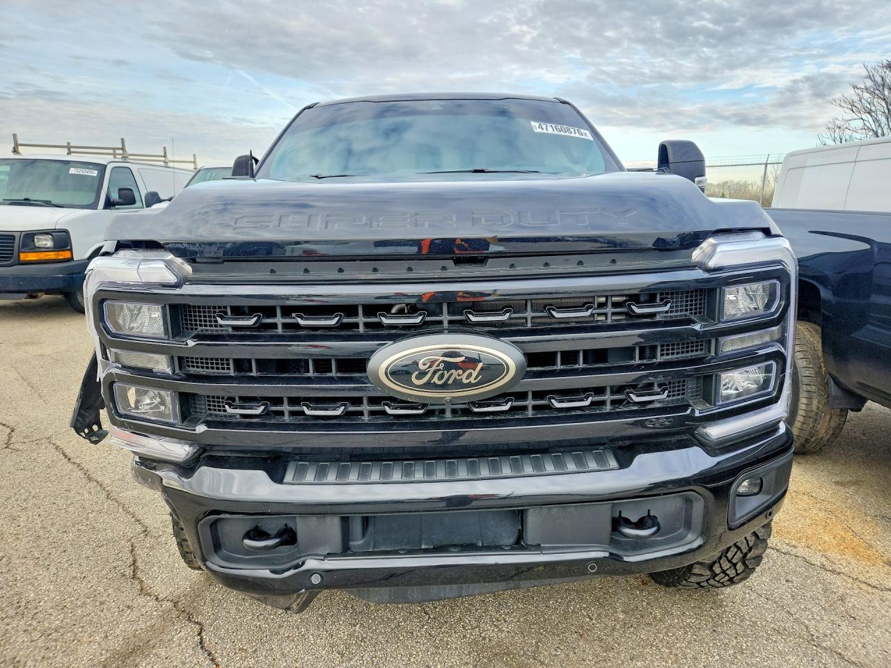2024 Ford F250 Super Duty - Фото 5