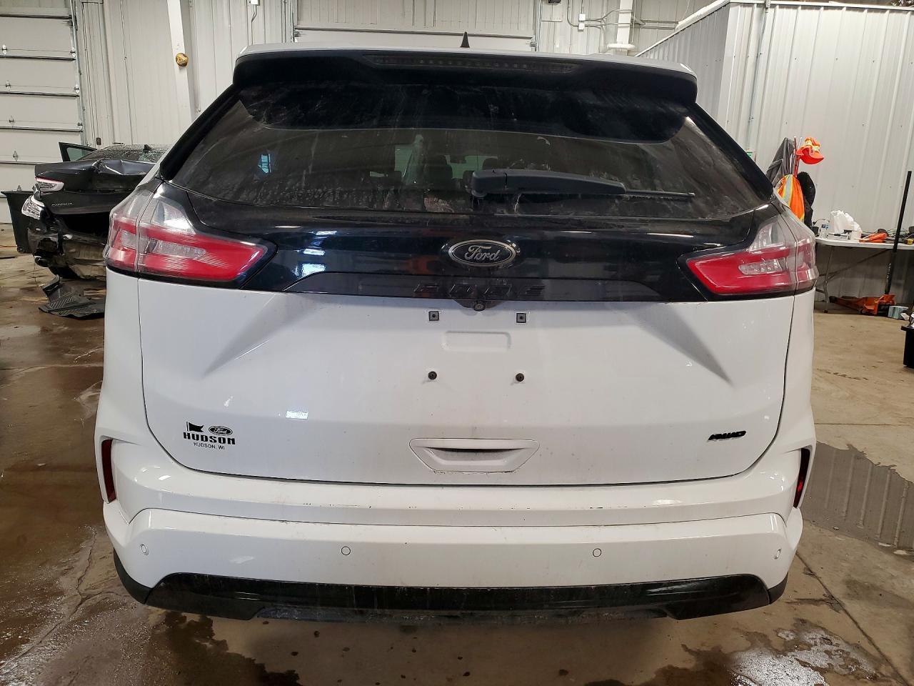 2022 Ford Edge Se - Фото 6