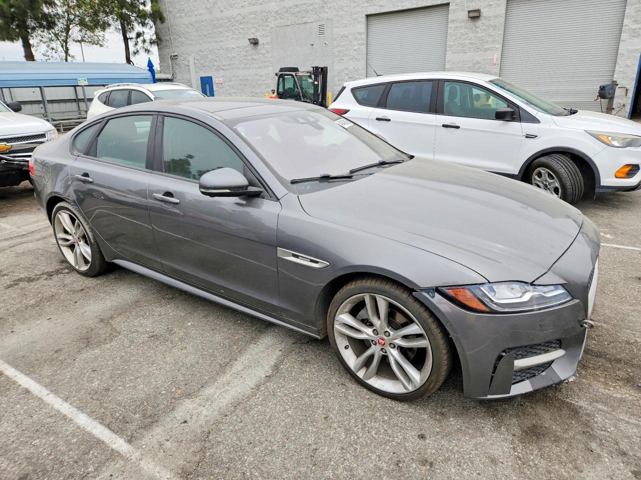 2017 Jaguar Xf R - Sport - Image 4