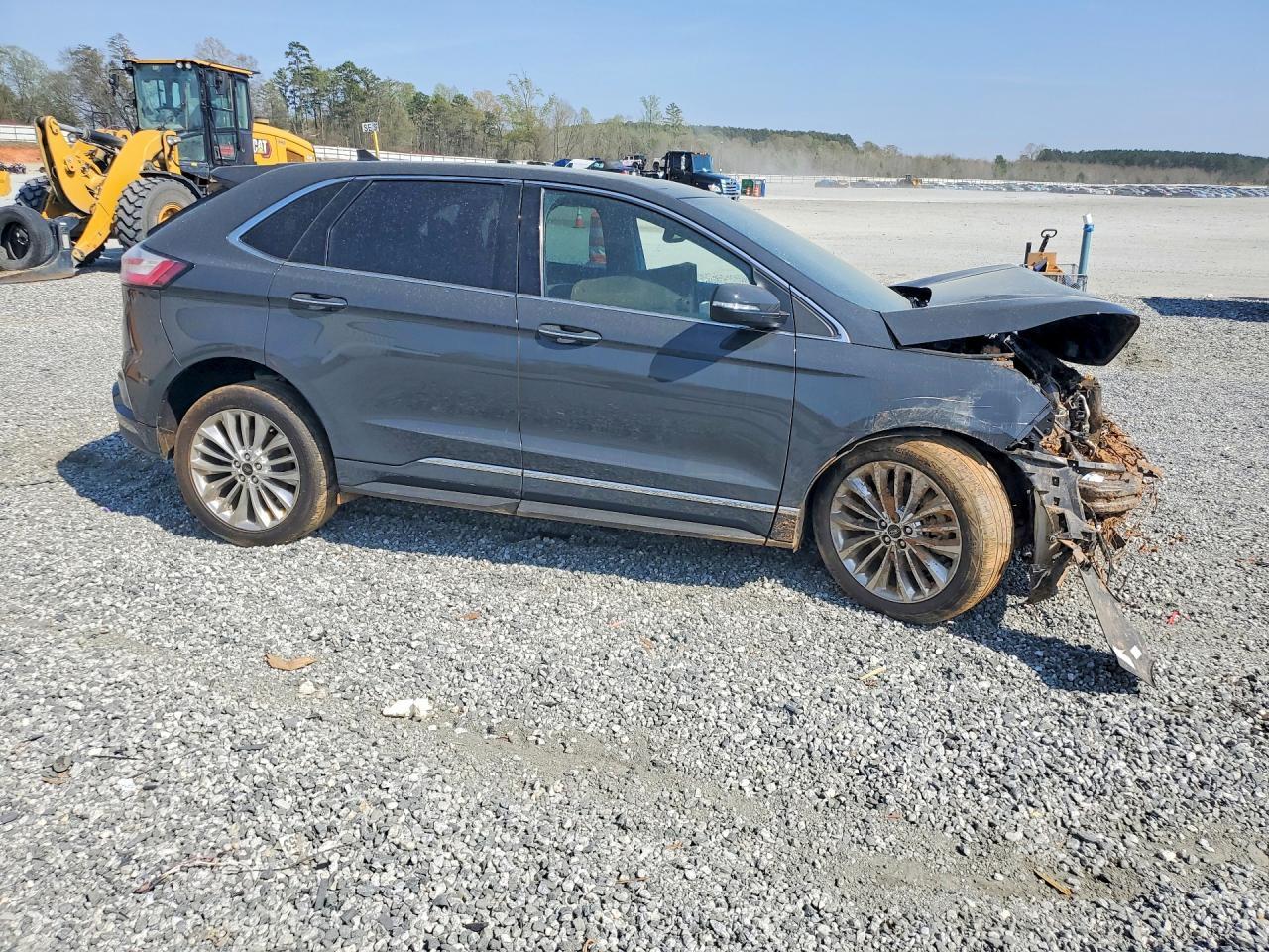 2021 Ford Edge Titanium - Фото 4