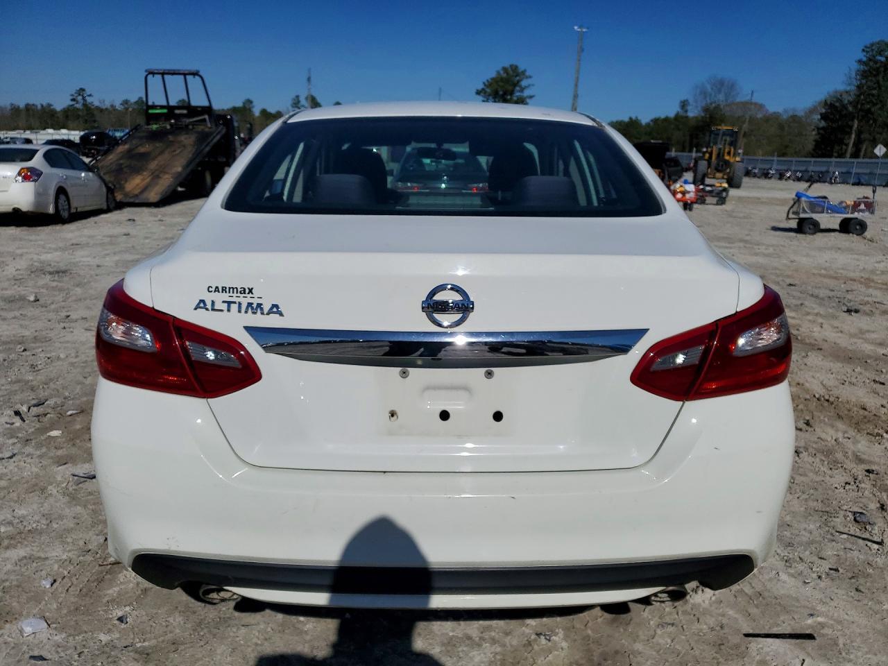 2018 Nissan Altima 2.5 S - Фото 6