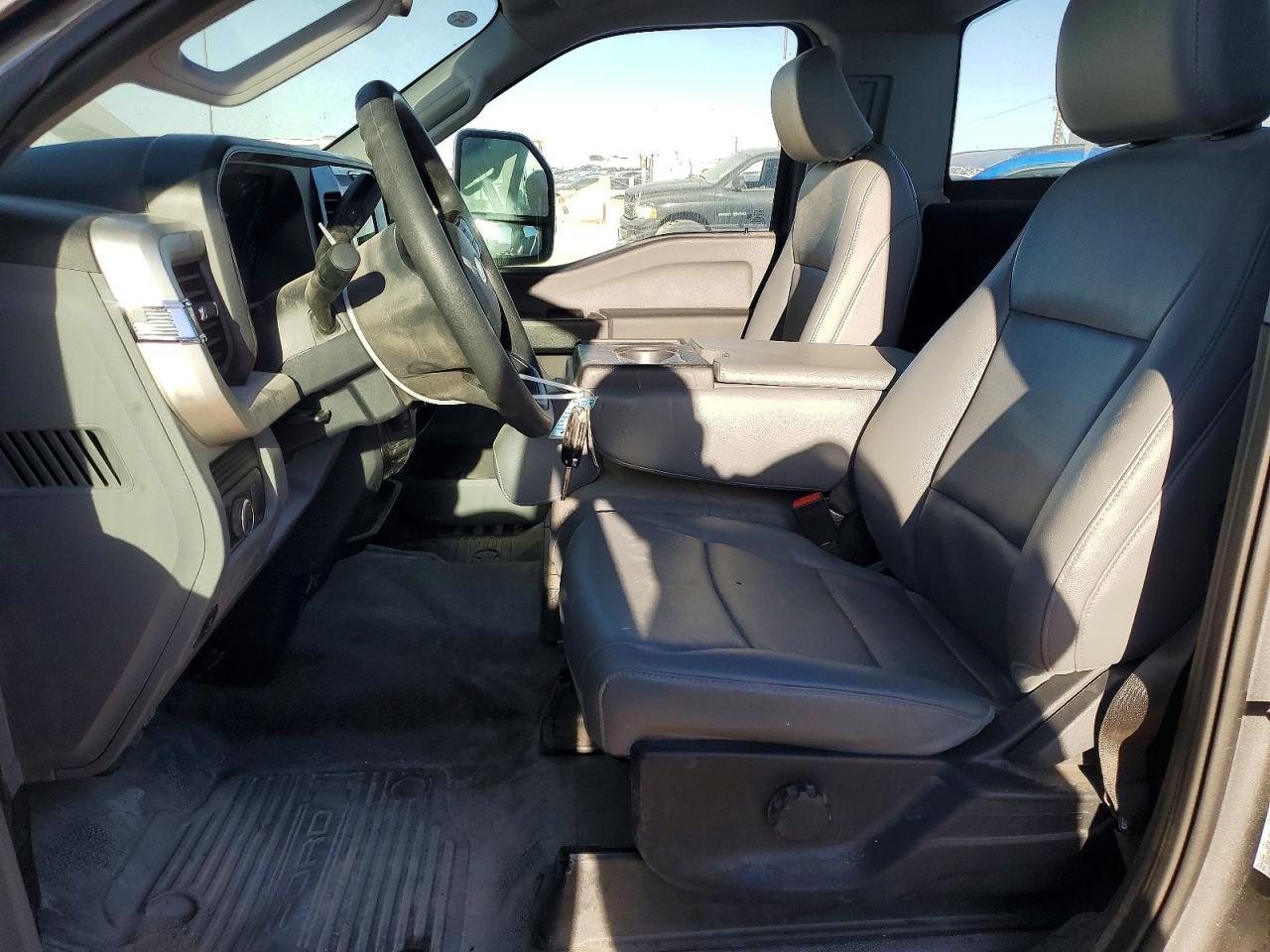 2026 Ford F250 Super Duty - Фото 7