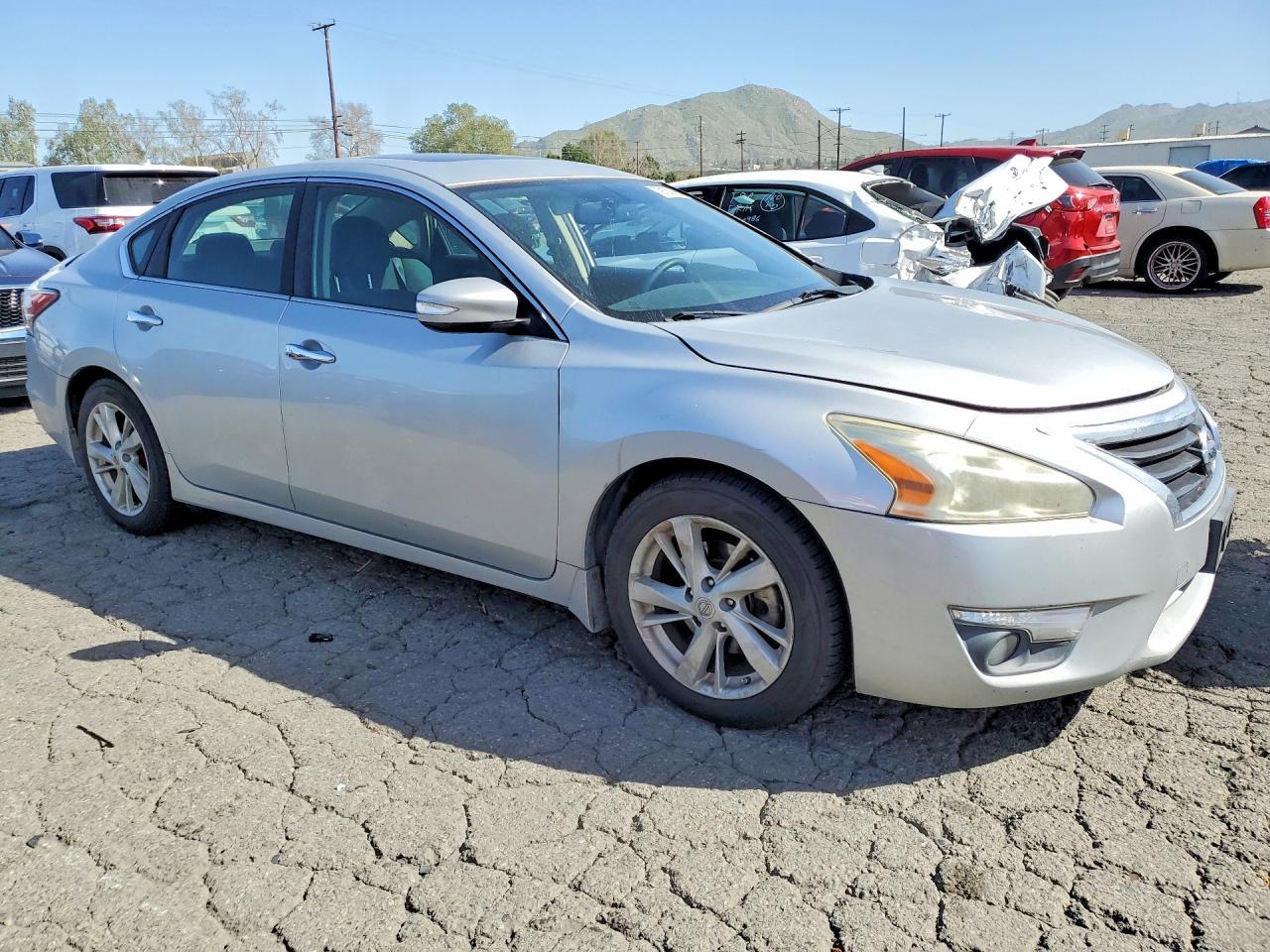 2015 Nissan Altima 2.5 Sv - Image 4