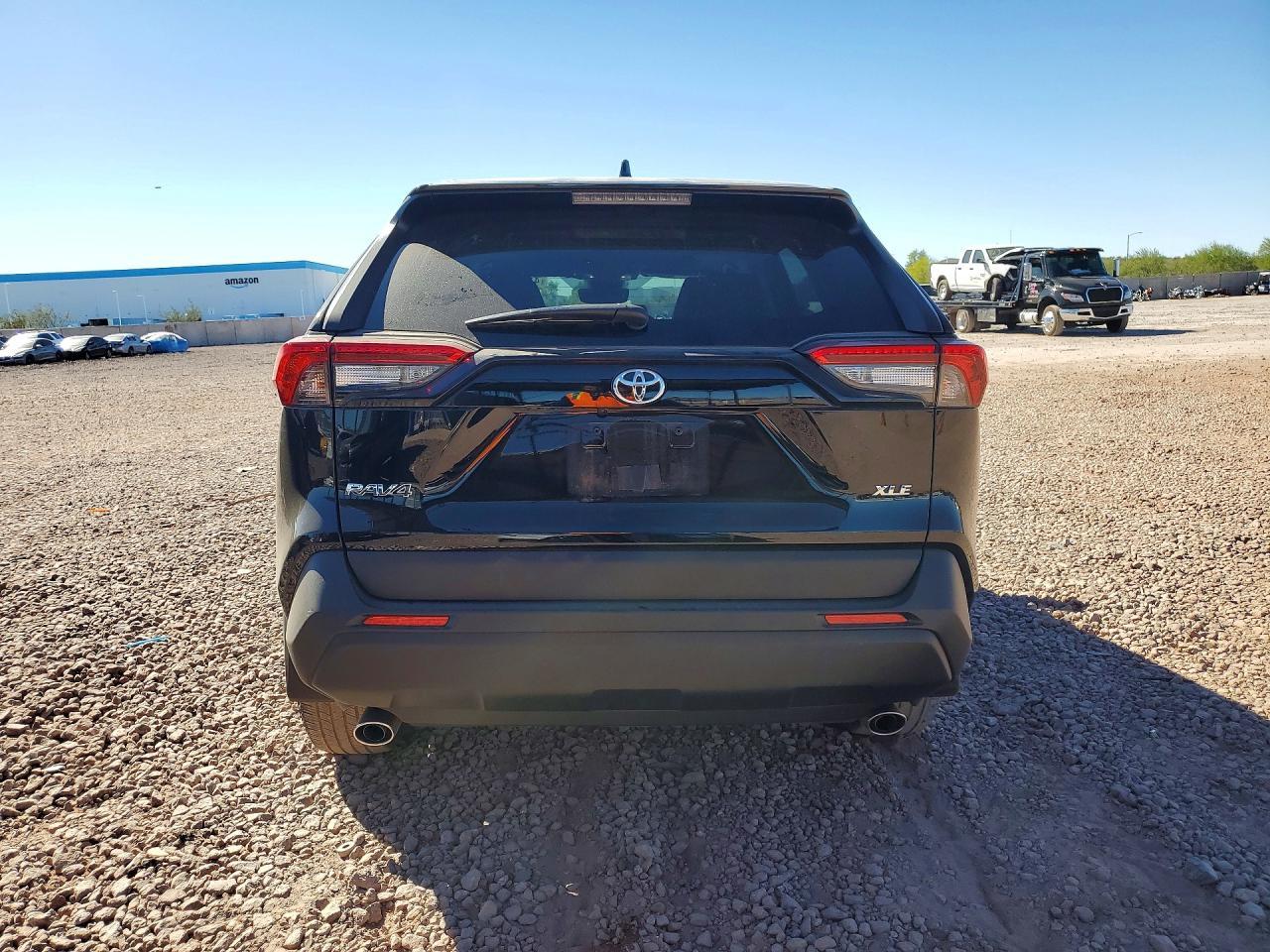 2025 Toyota Rav4 Xle Premium - Image 6