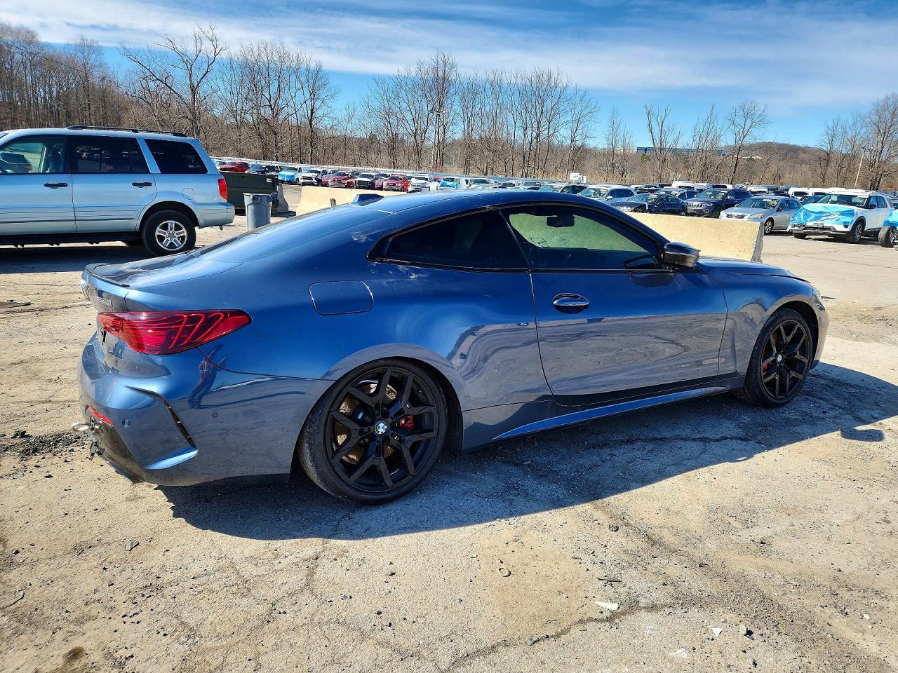 2025 BMW M440Xi - Image 3