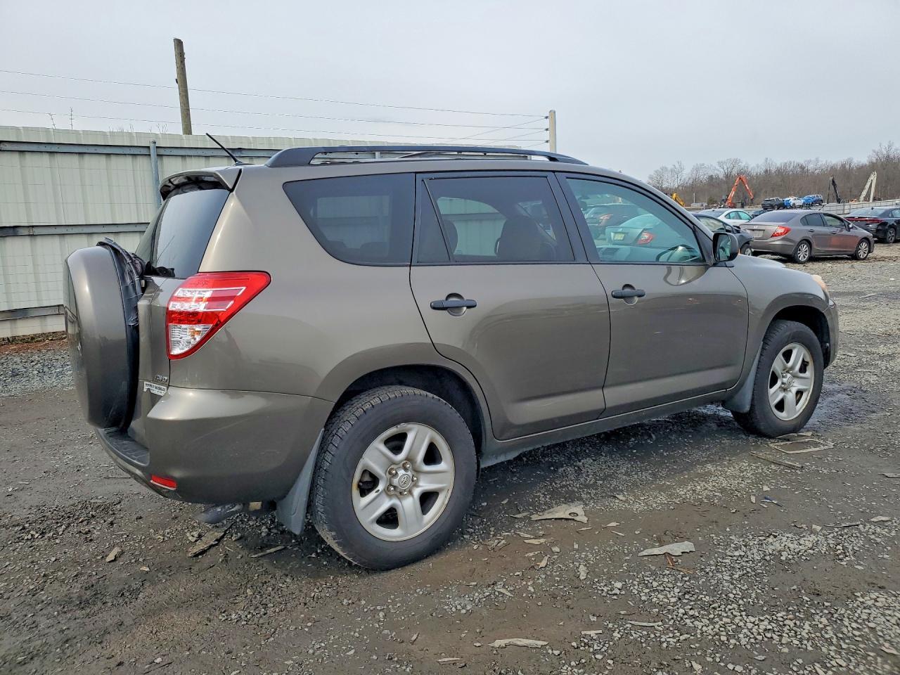 2010 Toyota Rav4 Base - Фото 3