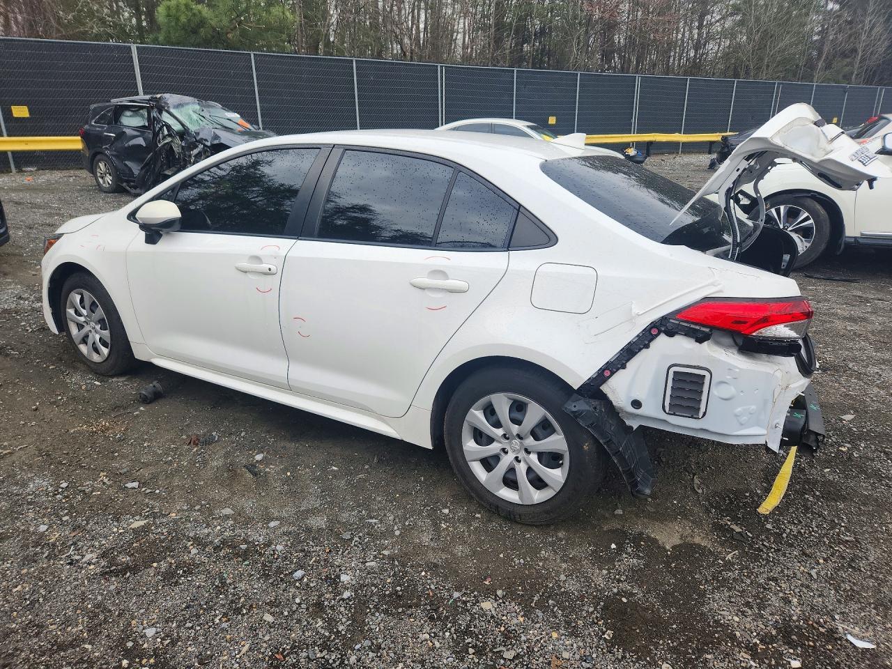 2022 Toyota Corolla Le - Image 2