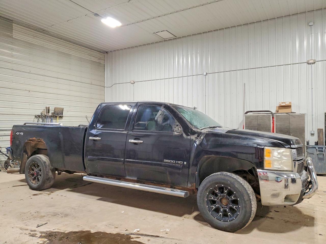 2008 Chevrolet Silverado K3500 - Фото 4