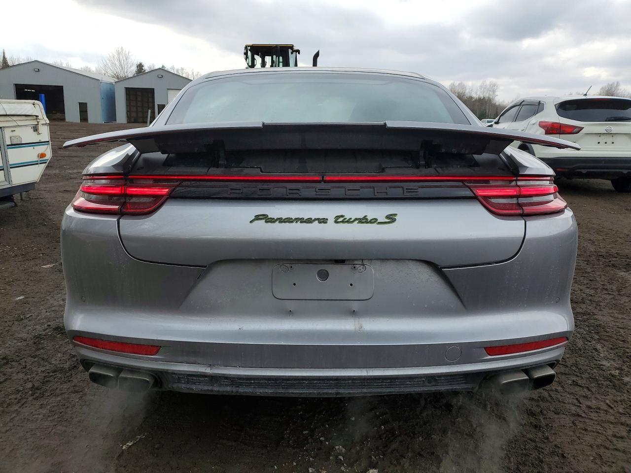 2019 Porsche Panamera Turbo S E-Hybrid - Image 6