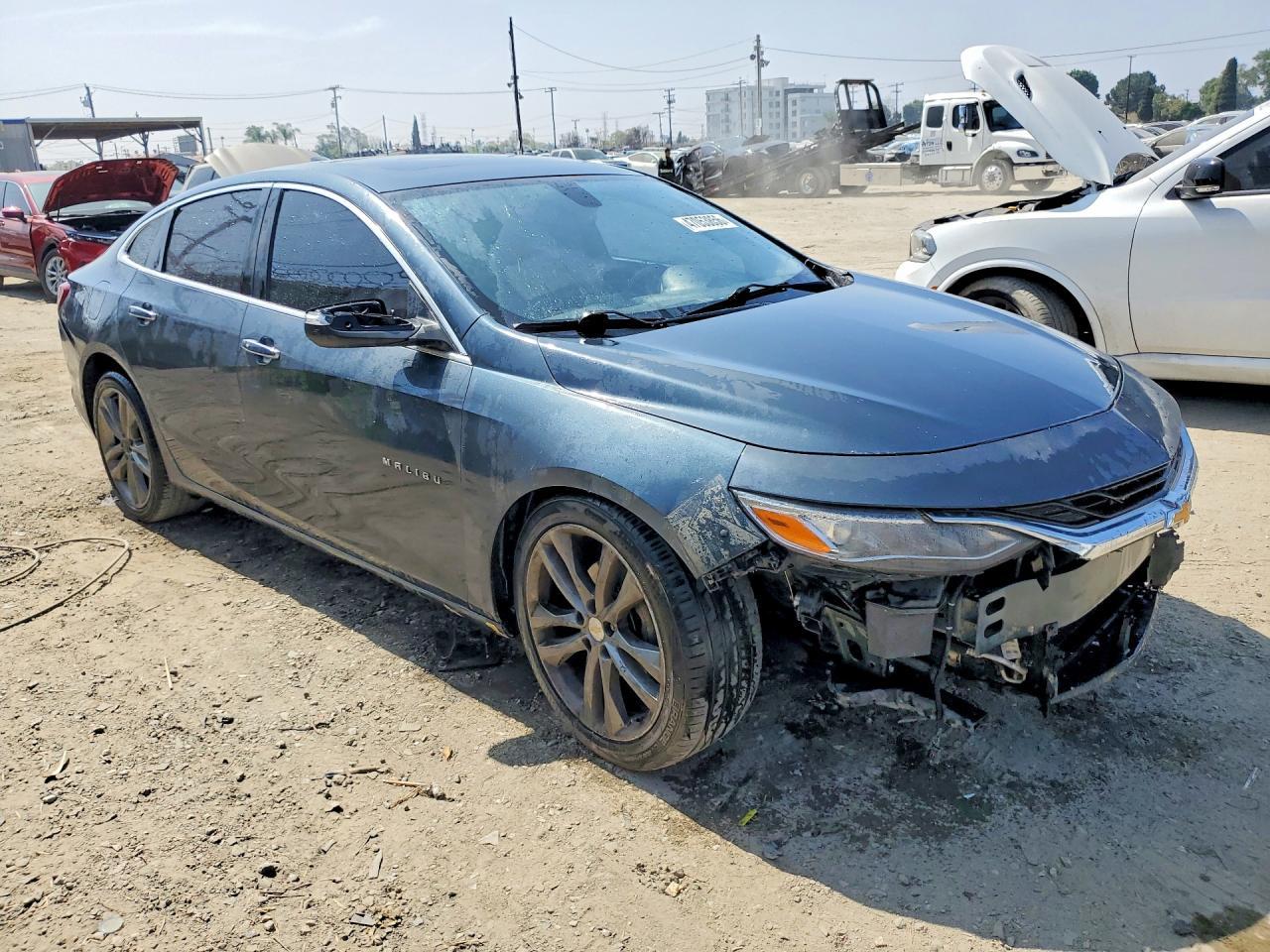 2020 Chevrolet Malibu Premier - Image 4