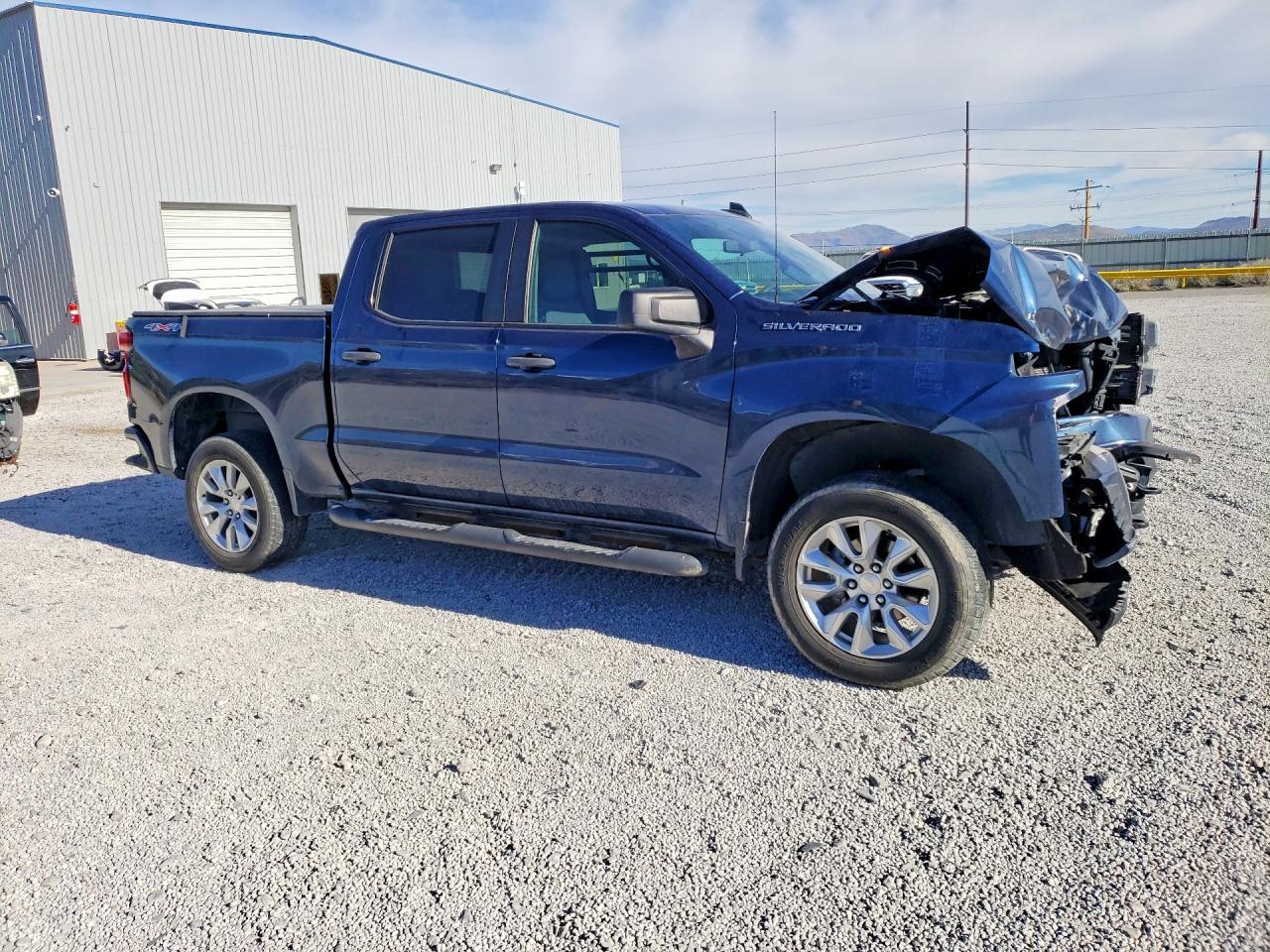 2021 Chevrolet Silverado K1500 Custom - Image 4