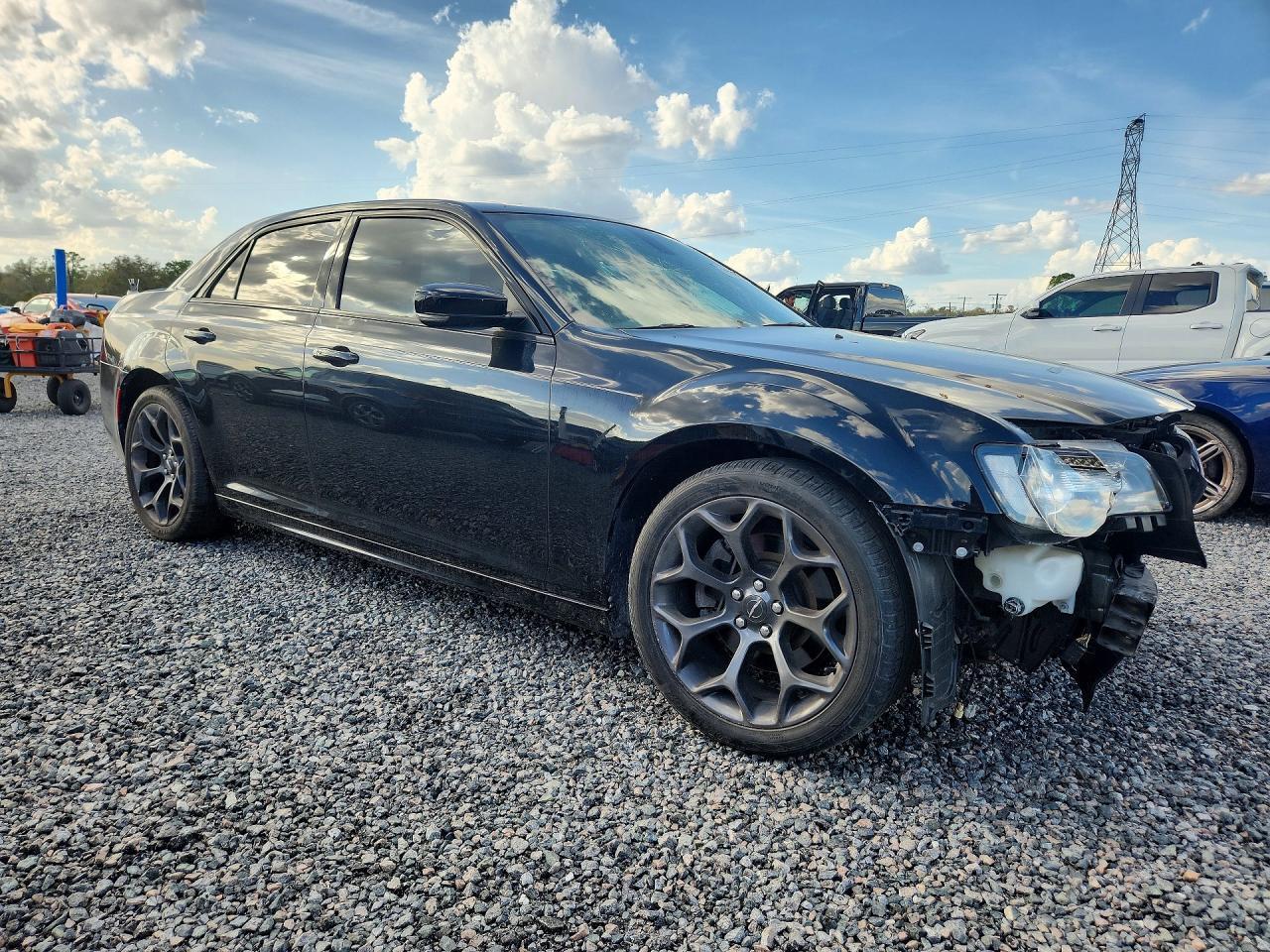 2019 Chrysler 300 S - Фото 4